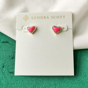 New Kendra Scott Gold Stud Earrings - Ari Heart Magenta magnesite